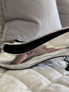 Nordstrom Metallic Silver Pointed Toe Pumps